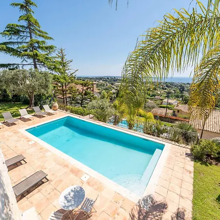 4-bedroom With Swimming Pool Garden And Sea Views Antibes